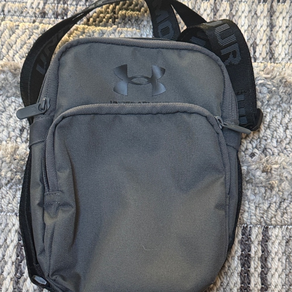 Under Armour Charcoal Messenger Bag